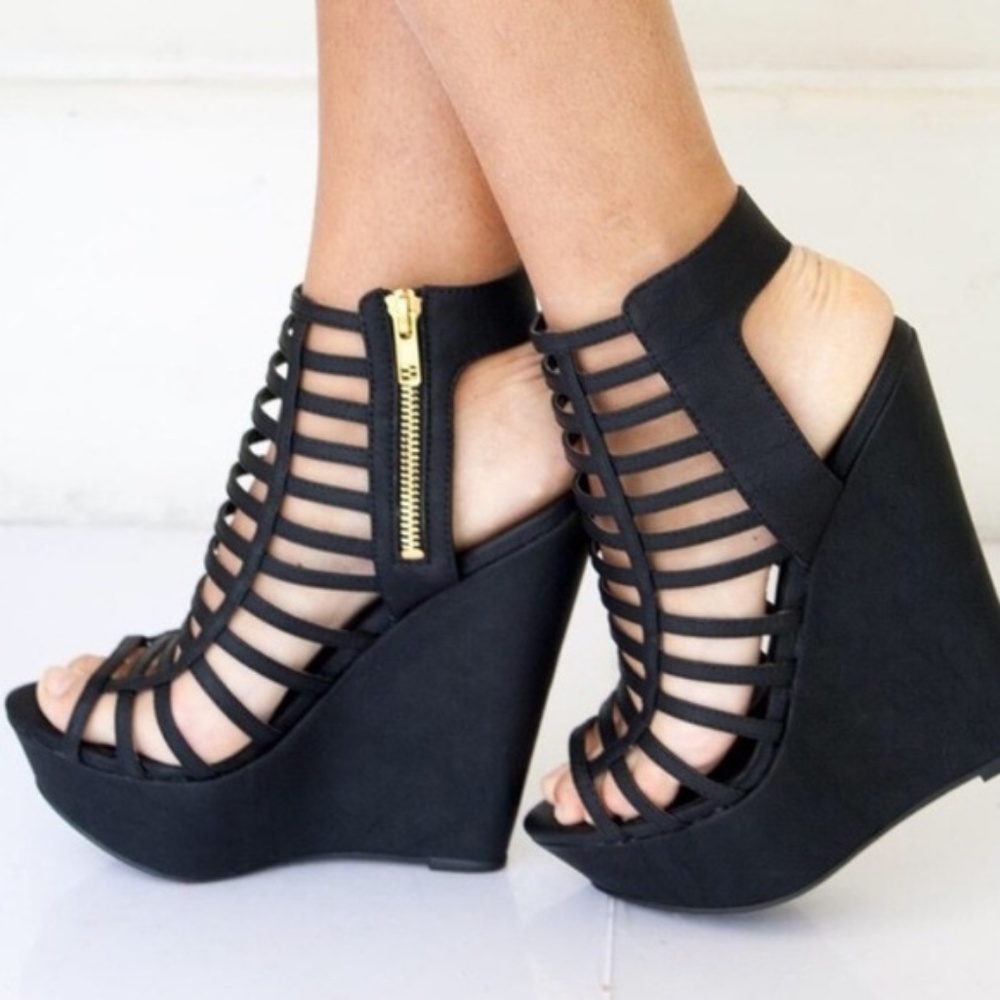 Steve Madden Xpert Wedges